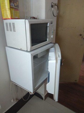 Kitchen in 1 BHK Builder Floor at Laxmi Nagar – for Rent