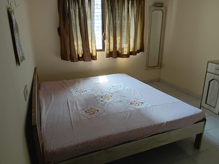 Bedroom, landmark-garden 1 Bedroom 680 Sq.Ft. Apartment In Kalyani Nagar Pune 8804962