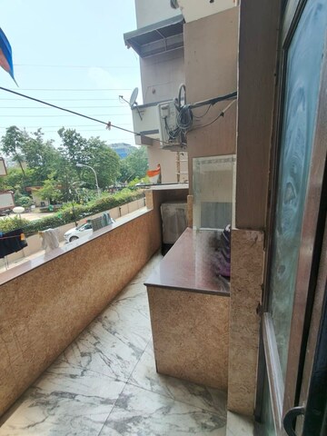 Balcony in 4 BHK Builder Floor at Craft Destination 43, Sector 43 – for Rent