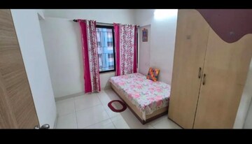 Bedroom in 2 BHK Apartment at Kumar Palaash A, Wadgaon Sheri – for Rent