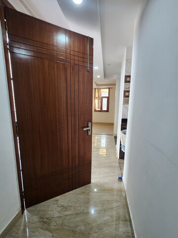Building Lobby in 1 BHK Builder Floor at Chattarpur – for Rent