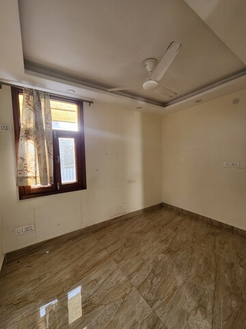 Furnished Amenities in 1 BHK Builder Floor at Chattarpur – for Rent