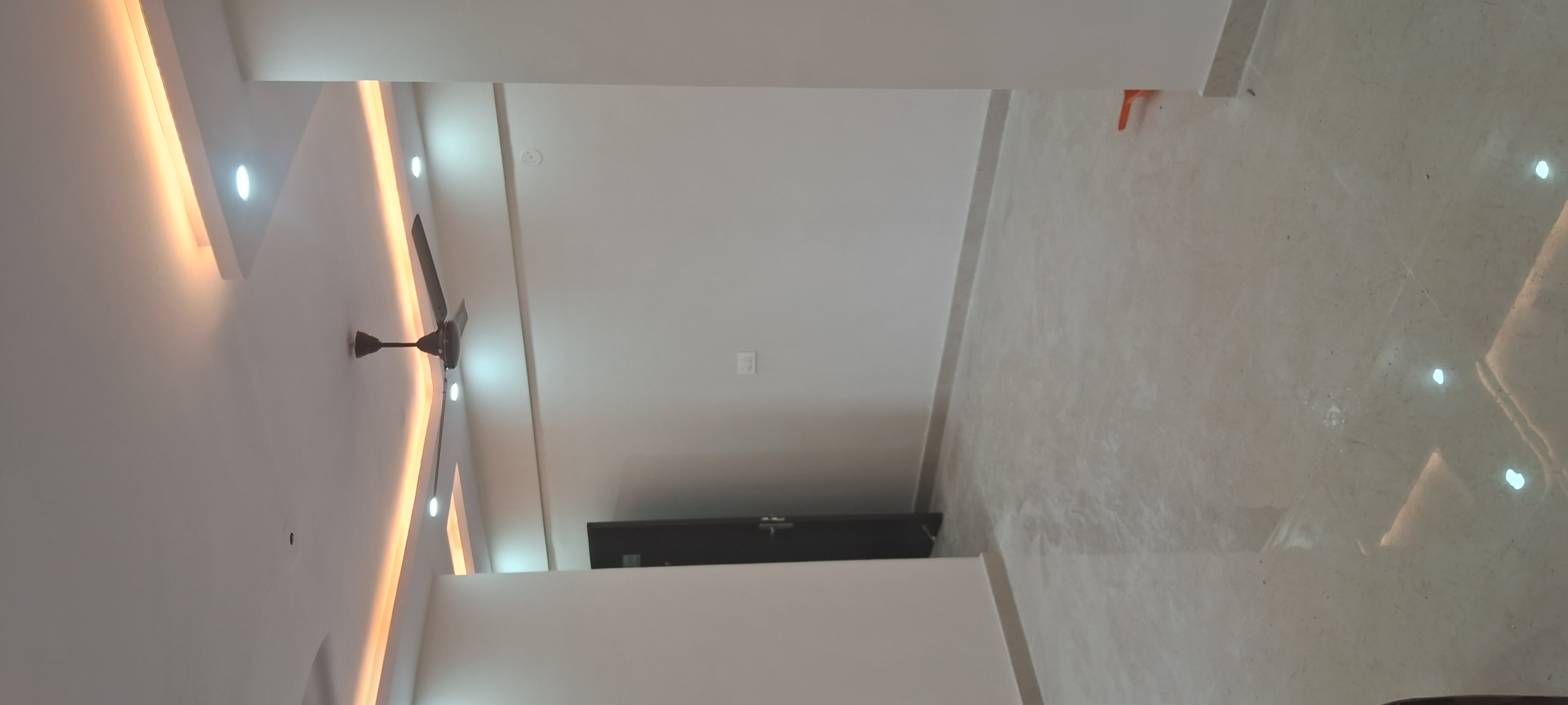 2 BHK + Extra Room Apartment For Rent in Signature Global Proxima