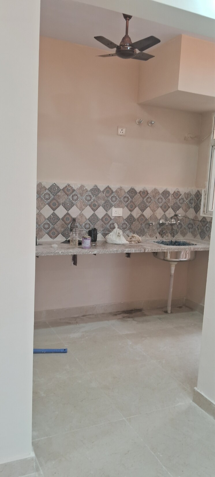 Room, signature-global-proxima 2 Bedroom 674 Sq.Ft. Apartment In Sector 89 Gurgaon 8805080