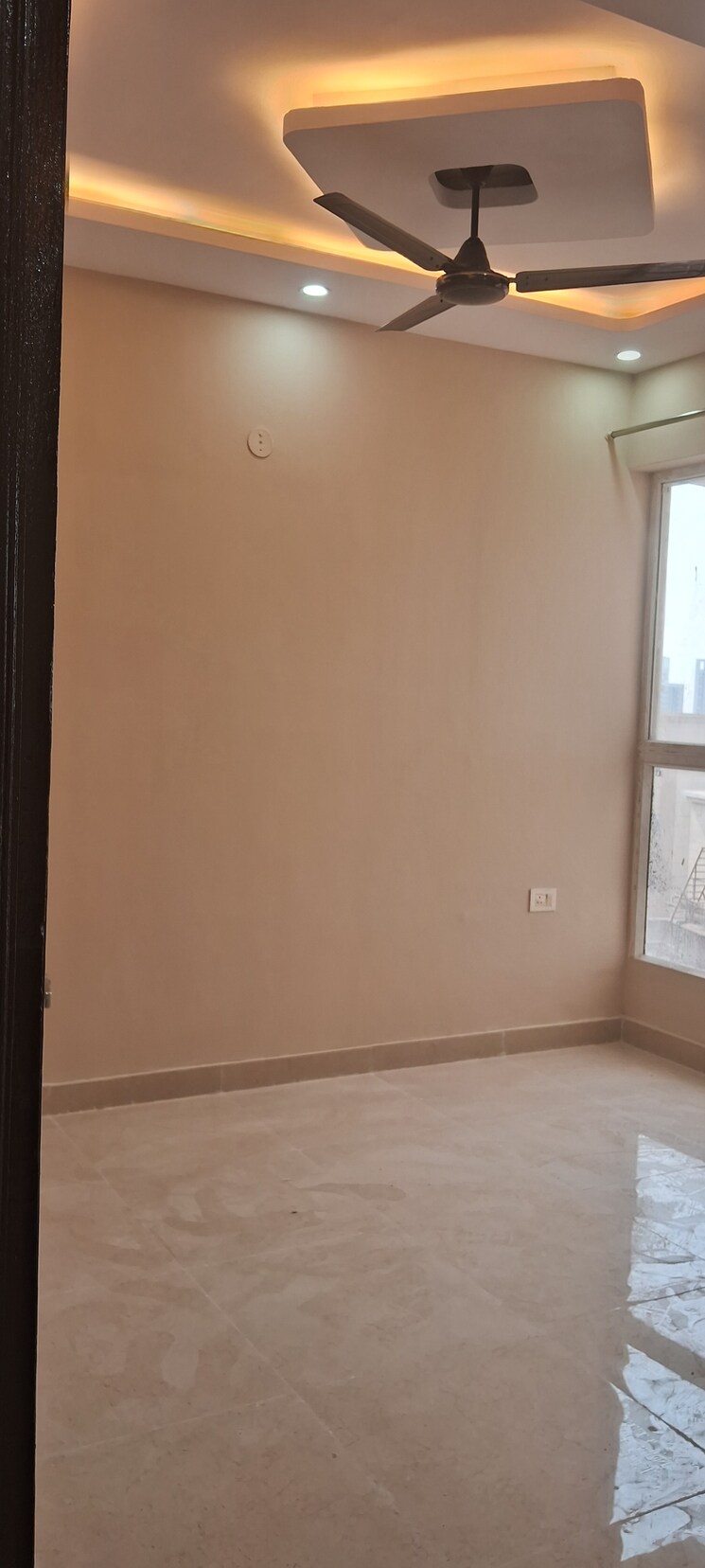 Room, signature-global-proxima 2 Bedroom 674 Sq.Ft. Apartment In Sector 89 Gurgaon 8805080