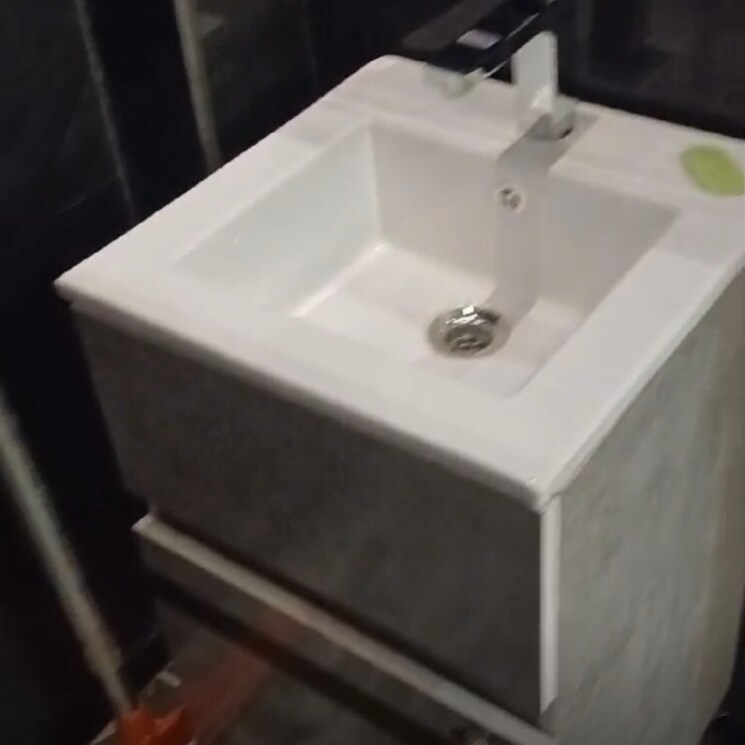 Bathroom, lajpat nagar ii 1 Bedroom 900 Sq.Ft. Builder Floor In Lajpat Nagar ii Delhi 8805152