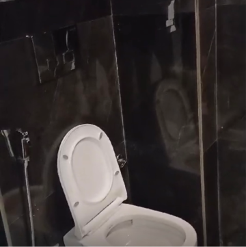 Bathroom in 1 BHK Builder Floor at Lajpat Nagar ii – for Rent