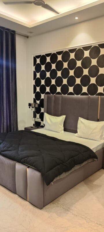 Bedroom in 2 BHK Builder Floor at Vikas Puri – for Rent