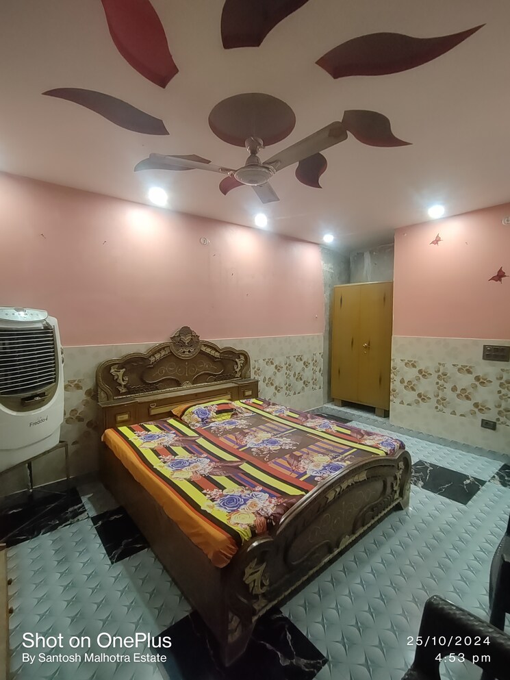 Bedroom, dwarka mor 1 Bedroom 45 Sq.Yd. Builder Floor In Dwarka Mor Delhi 8805246