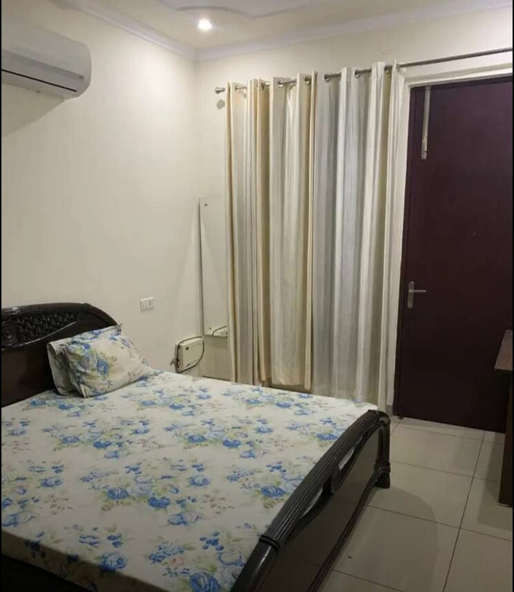 Master Bedroom, sector 40 3 Bedroom 2500 Sq.Ft. Builder Floor In Sector 40 Chandigarh 8805259