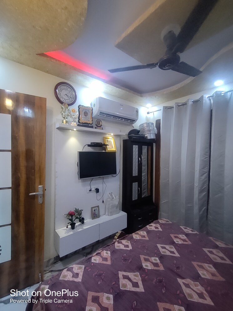Bedroom, nawada 2 Bedroom 60 Sq.Yd. Builder Floor In Nawada Delhi 8805286