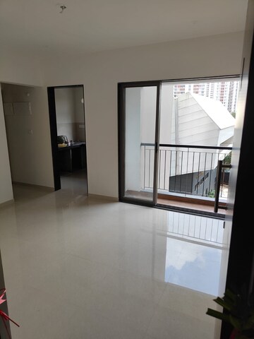 1 BHK Apartment For Sale in Runwal Eirene, Balkum Pada