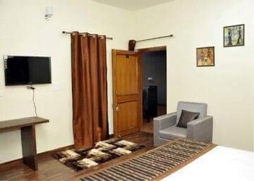Bedroom in 2 BHK Builder Floor at Sahastradhara Road – for Rent