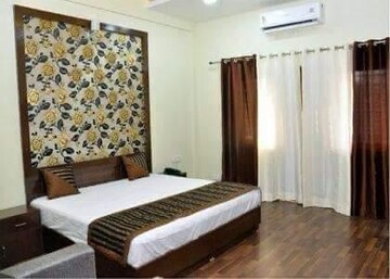 Bedroom in 2 BHK Builder Floor at Sahastradhara Road – for Rent