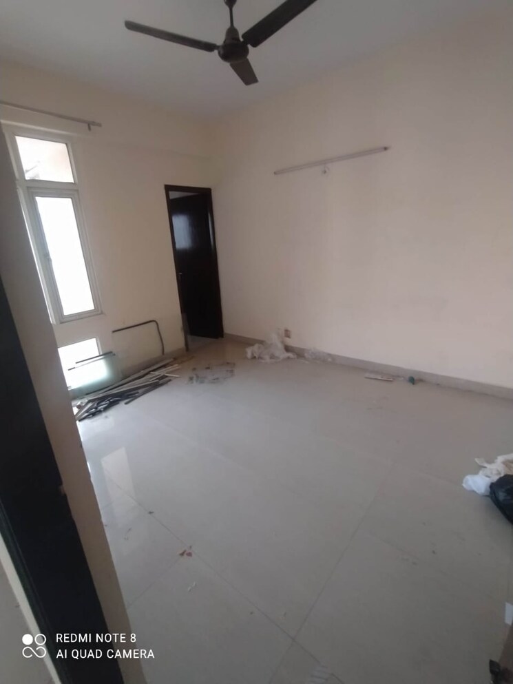 Room, supertech-czar-suites 2 Bedroom 1070 Sq.Ft. Apartment In Omicron I Greater Noida Greater Noida 8805327