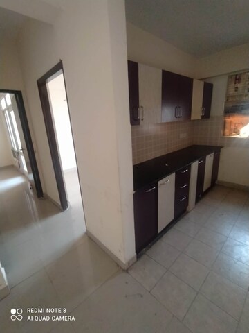 Room in 2 BHK Apartment at Supertech Czar Suites, Omicron I Greater Noida – for Sale