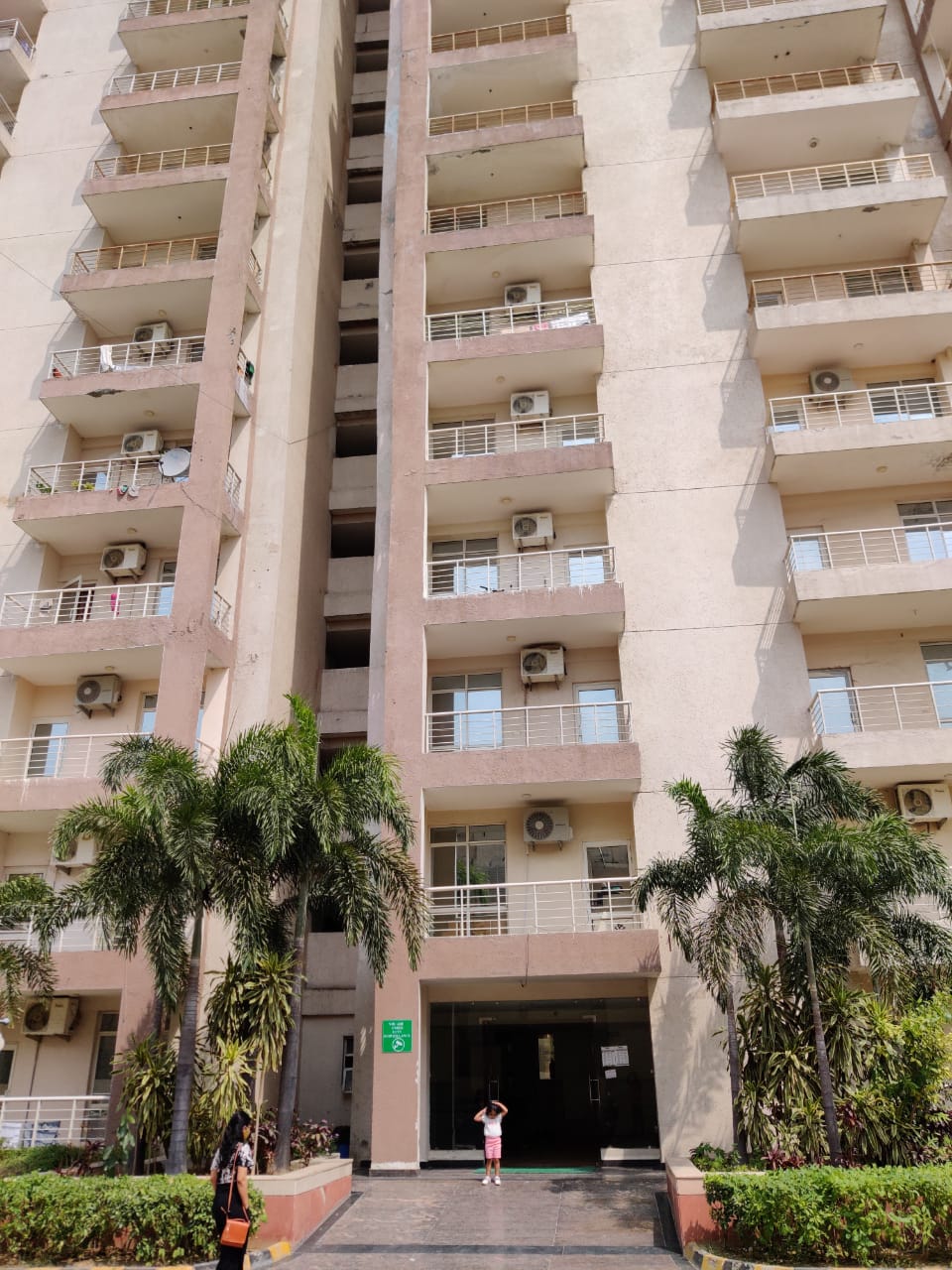 2 BHK Apartment For Sale in Supertech Czar Suites