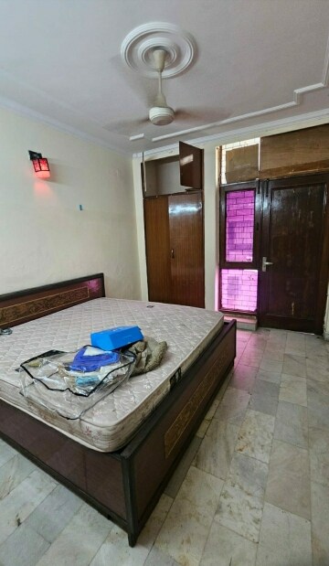 Bedroom in 3 BHK Builder Floor at New Rajinder Nagar – for Rent