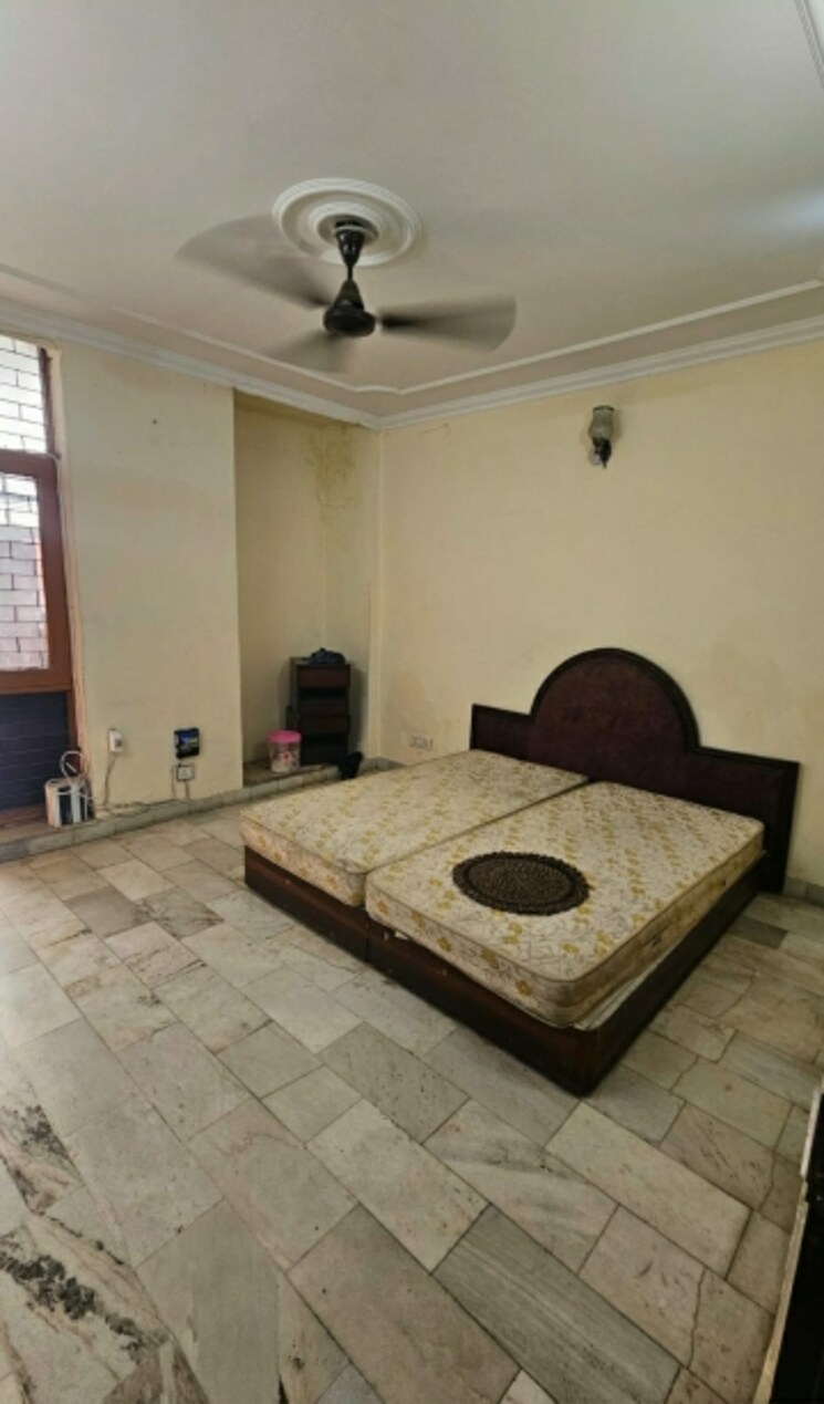 Bedroom, new rajinder nagar 3 Bedroom 1350 Sq.Ft. Builder Floor In New Rajinder Nagar Delhi 8805384