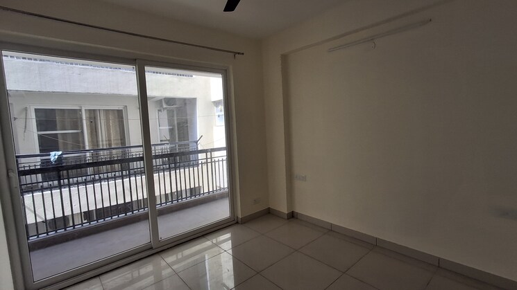 Balcony, ambala highway 3 Bedroom 1700 Sq.Ft. Apartment In Ambala Highway Zirakpur 8805373