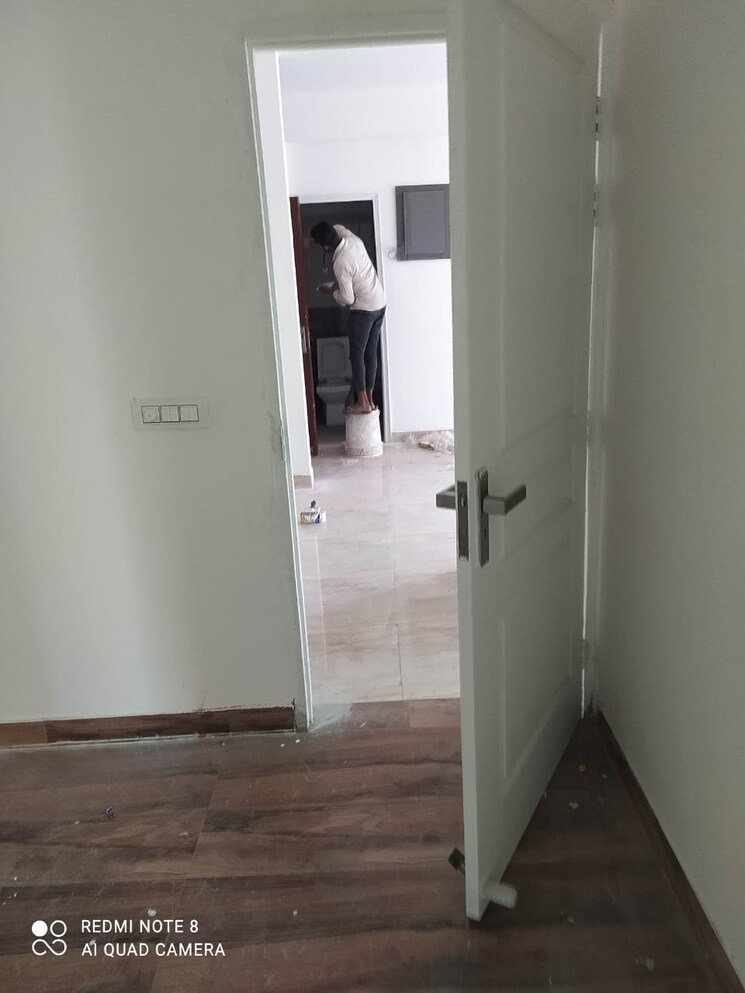 Room, supertech-czar-suites 3 Bedroom 1405 Sq.Ft. Apartment In Omicron I Greater Noida Greater Noida 8805349