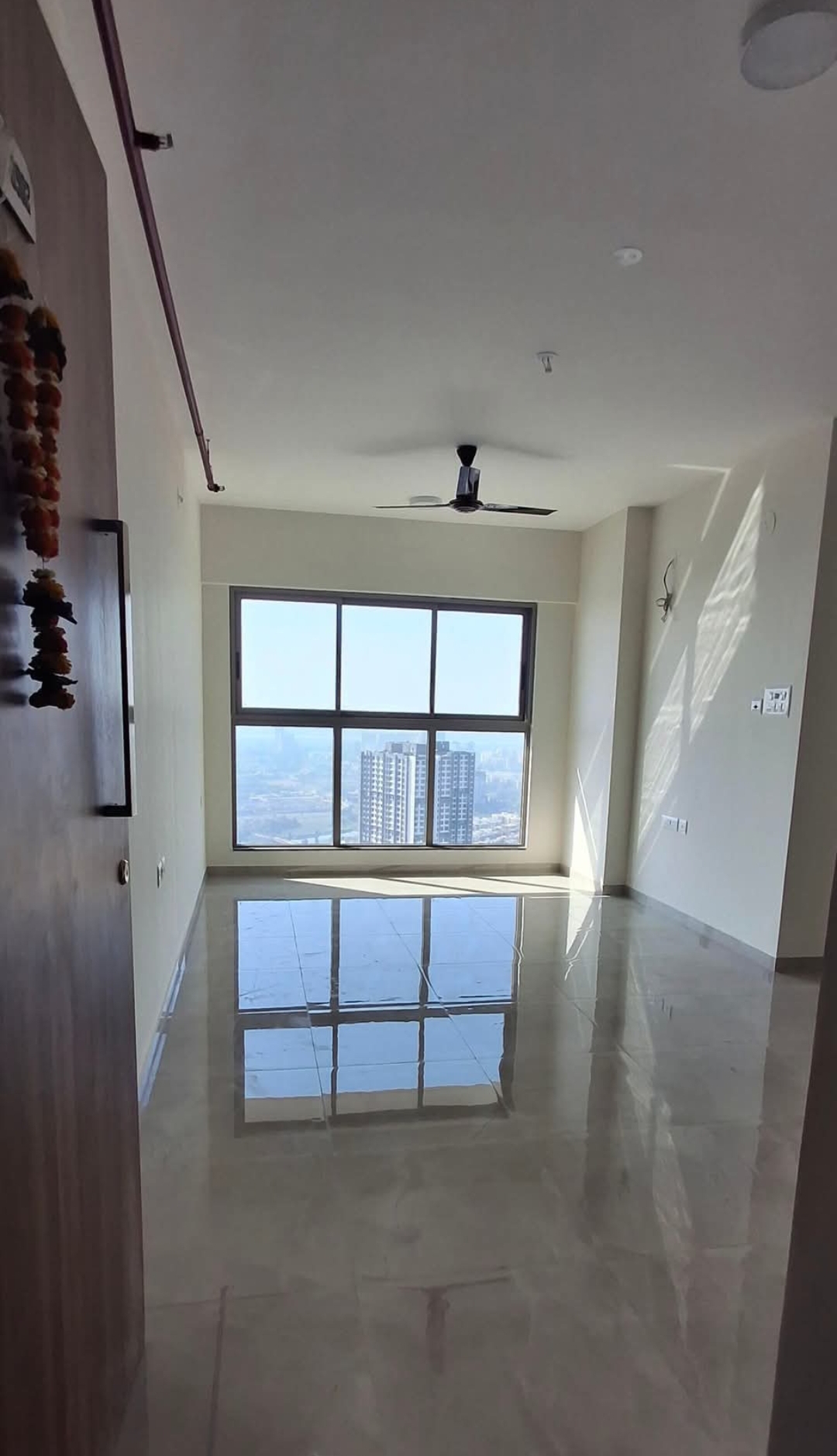 2 BHK Apartment For Sale in Sheth Irene