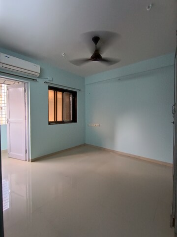 Room in 1 BHK Apartment at Noahs Ark, Borivali West – for Rent
