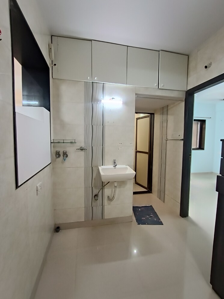 Bathroom, noahs-ark 1 Bedroom 580 Sq.Ft. Apartment In Borivali West Mumbai 8805388