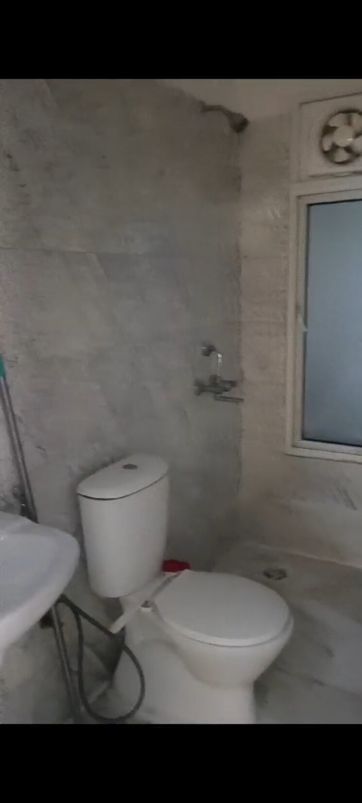 Bathroom, prateek-grand-city 2 Bedroom 970 Sq.Ft. Apartment In Siddharth Vihar Ghaziabad 8805396