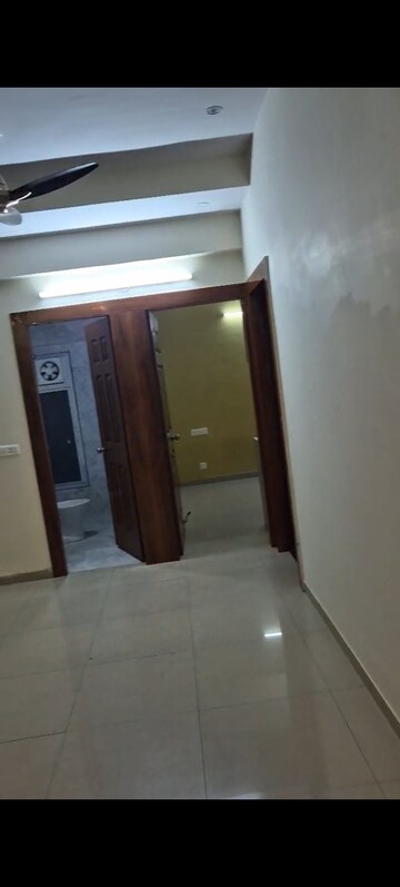 Furnished Amenities in 2 BHK Apartment at Prateek Grand Paeonia, Krishna Vihar – for Rent