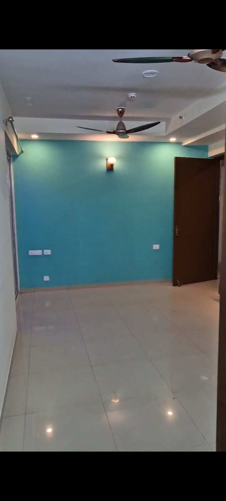 Room, prateek-grand-paeonia 2 Bedroom 970 Sq.Ft. Apartment In Krishna Vihar Ghaziabad 8805452