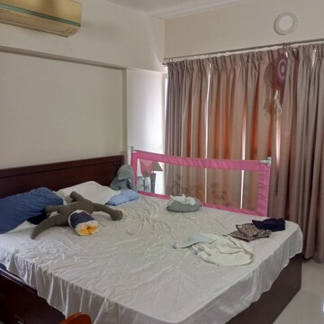 Bedroom in 3 BHK Apartment at Darsshan Ricco, Lower Parel – for Sale