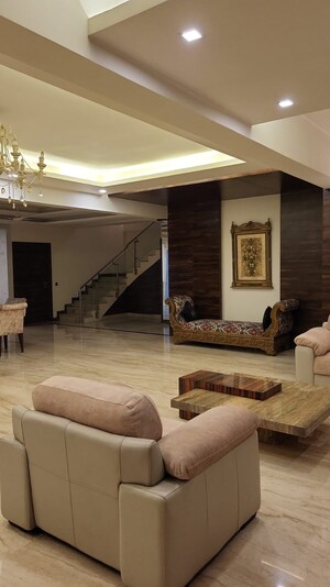 Living Room in 6+ BHK Independent House at 12 Vyjayanthi, Banjara Hills – for Sale