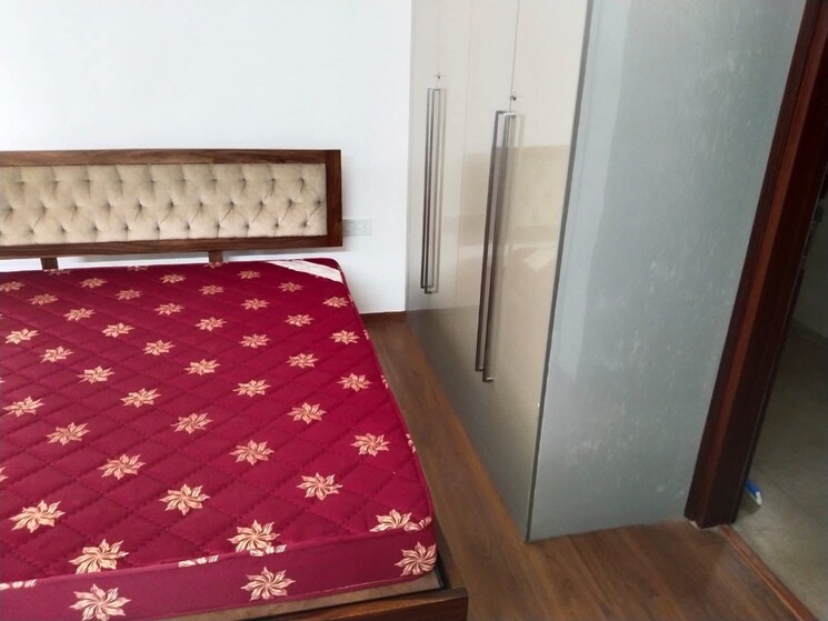 Bedroom, sector 4 3 Bedroom 250 Sq.Yd. Builder Floor In Sector 4 Gurgaon 8805547