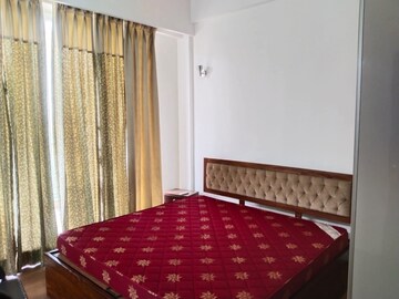 Bedroom in 3 BHK Builder Floor at Sector 4 – for Rent