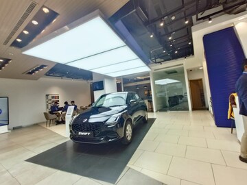 Parking in  Showroom at Phoenix Paragon Plaza, Kurla West – for Sale