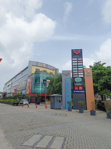 Showroom – Exterior View View at Phoenix Paragon Plaza, Kurla West - for Sale