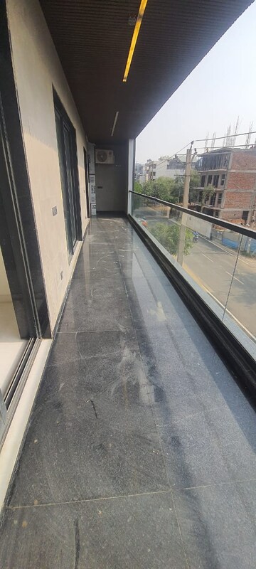 Balcony in 4 BHK Builder Floor at Sector 57 – for Rent