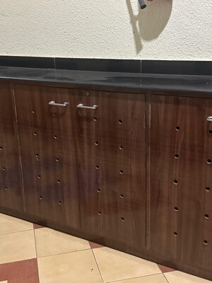 Furnished Amenities in 2.5 BHK Apartment at Thane West – for Sale