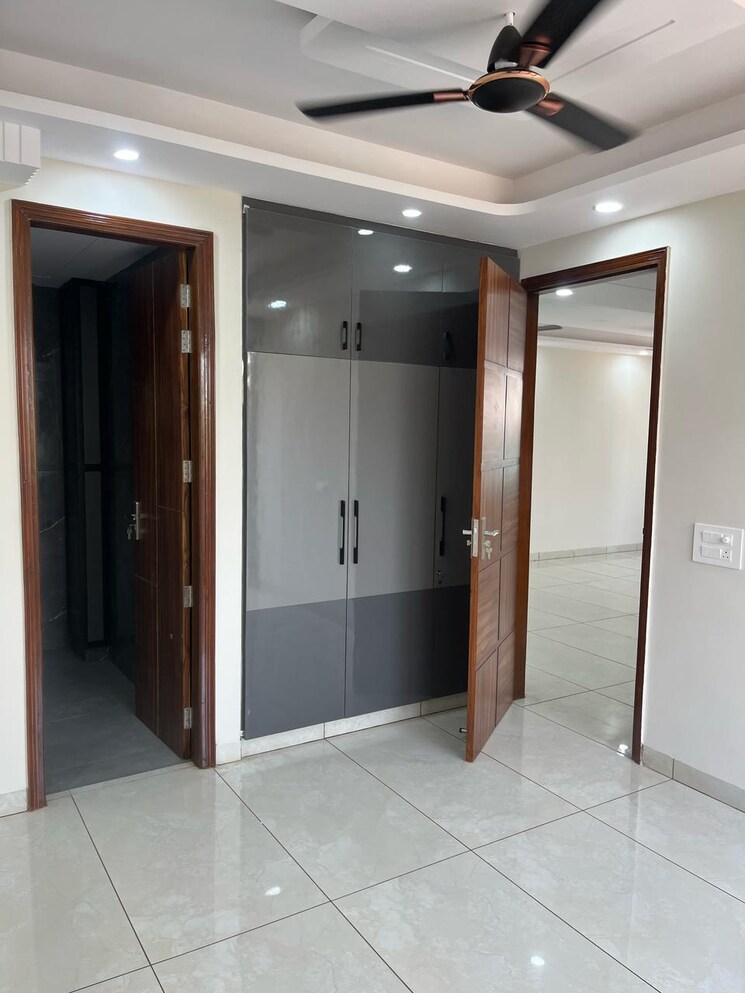 undefined, sushant lok iii 3 Bedroom 2700 Sq.Ft. Builder Floor In Sushant Lok Iii Gurgaon 8805695