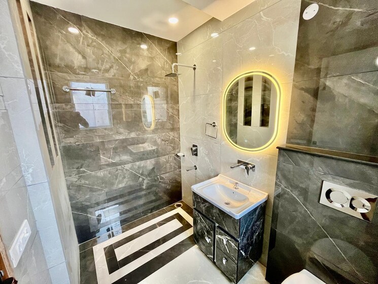 Bathroom, panchkula urban estate 3 Bedroom 2160 Sq.Ft. Builder Floor In Panchkula Urban Estate Panchkula 8805682