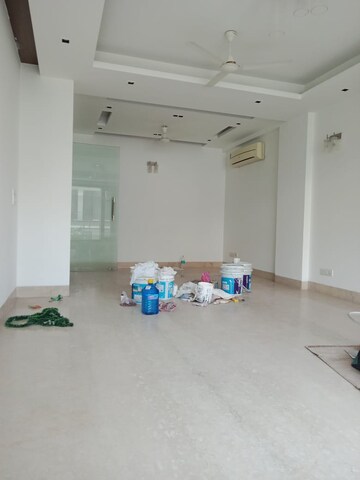 Master Bedroom in 4 BHK Penthouse at New Friends Colony – for Rent