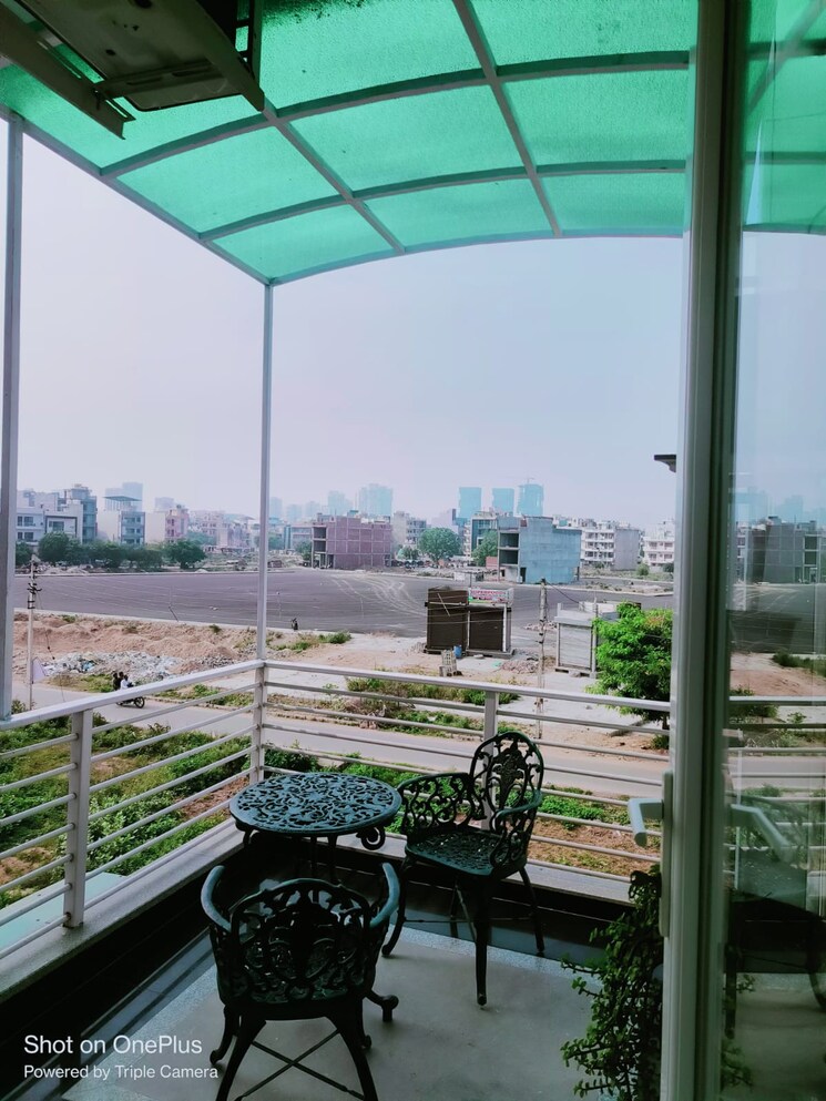 Balcony, sector 57 2 Bedroom 1600 Sq.Ft. Builder Floor In Sector 57 Gurgaon 8805817