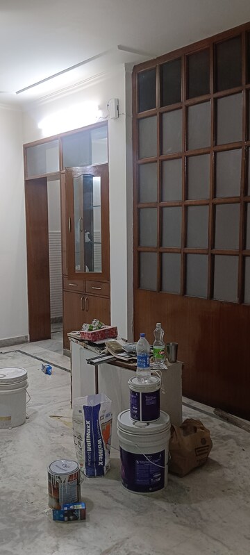 Master Bedroom in 3 BHK Builder Floor at Sector 14 – for Rent