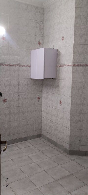 Bathroom in 3 BHK Builder Floor at Sector 14 – for Rent