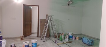 Staircase in 3 BHK Builder Floor at Sector 14 – for Rent