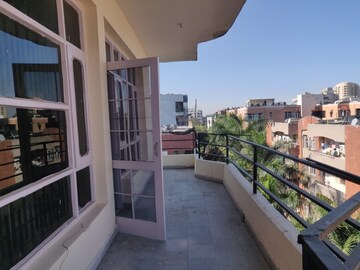 Balcony in 3 BHK Builder Floor at Sector 20 – for Sale