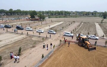 Plot For Sale in Jewar