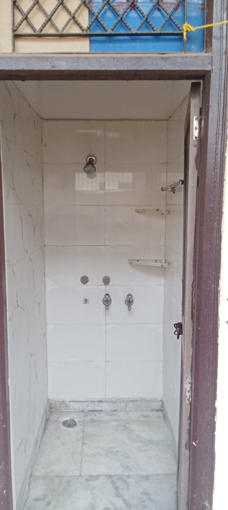 Room, delta i greater noida 2 Bedroom 60 Sq.Mt. Independent House In Delta I Greater Noida Greater Noida 8805835