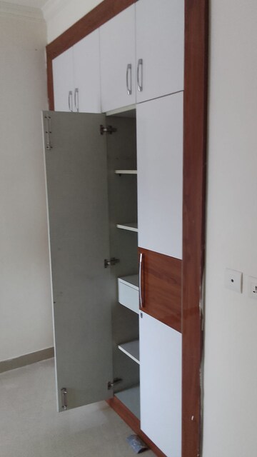 Furnished Amenities in 3 BHK Apartment at AWHO Shanti Vihar, Sector 95 – for Rent